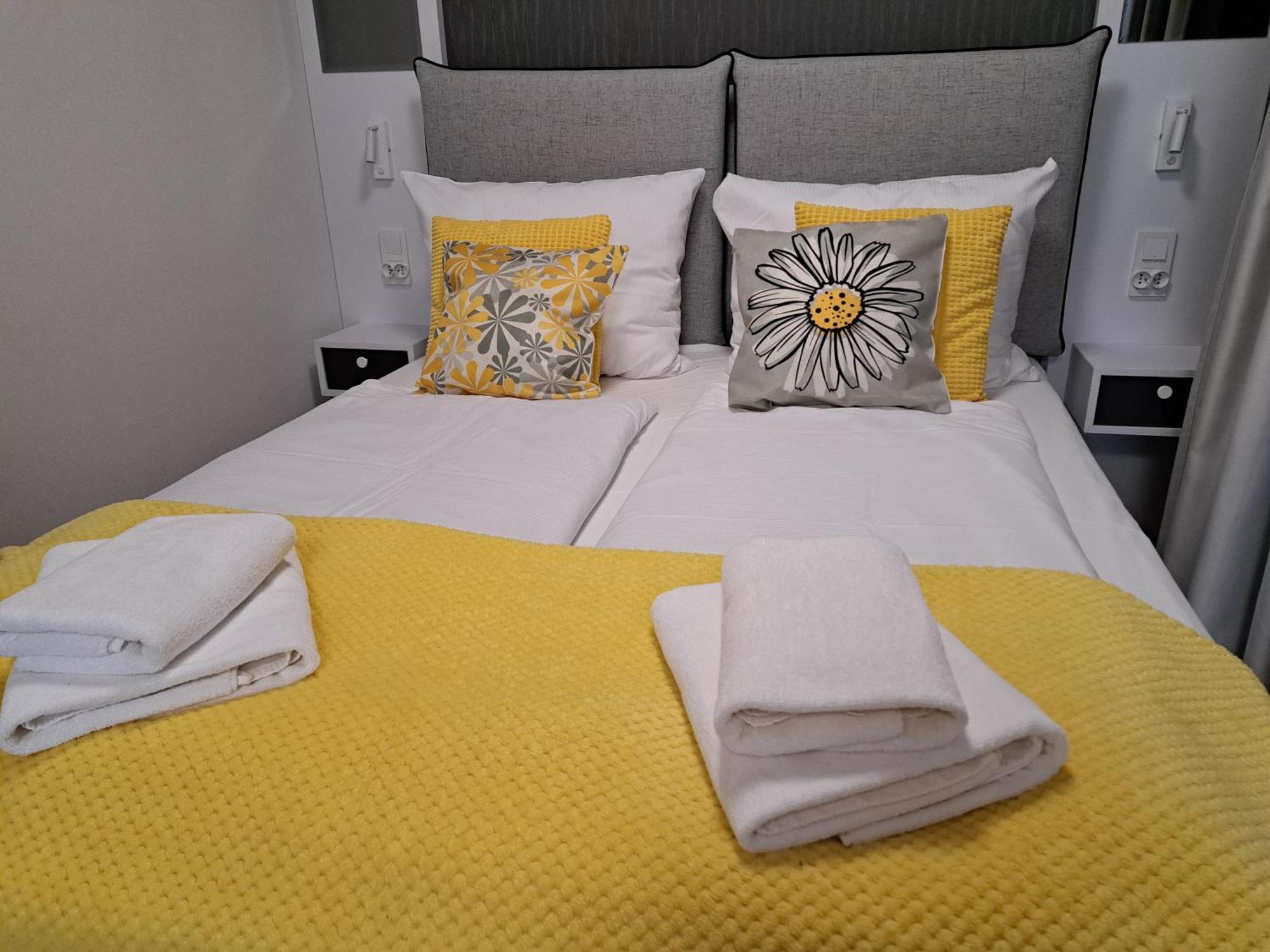 Apartment Mk Zlocisty *